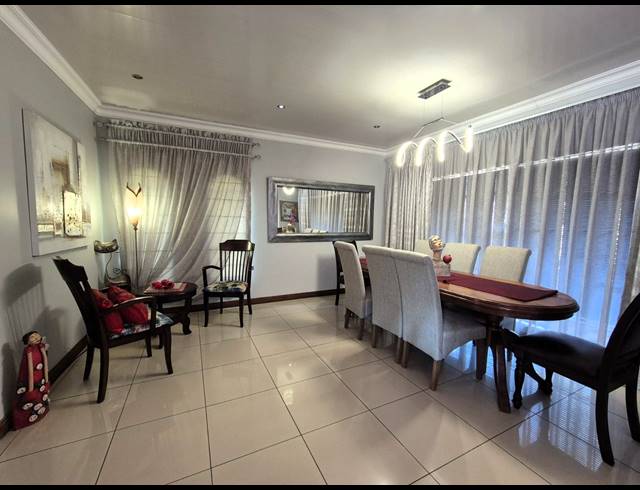 3 BEDROOM HOUSE FOR SALE IN FALCON RIDGE